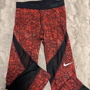 Nike Pro Athletic Capris
